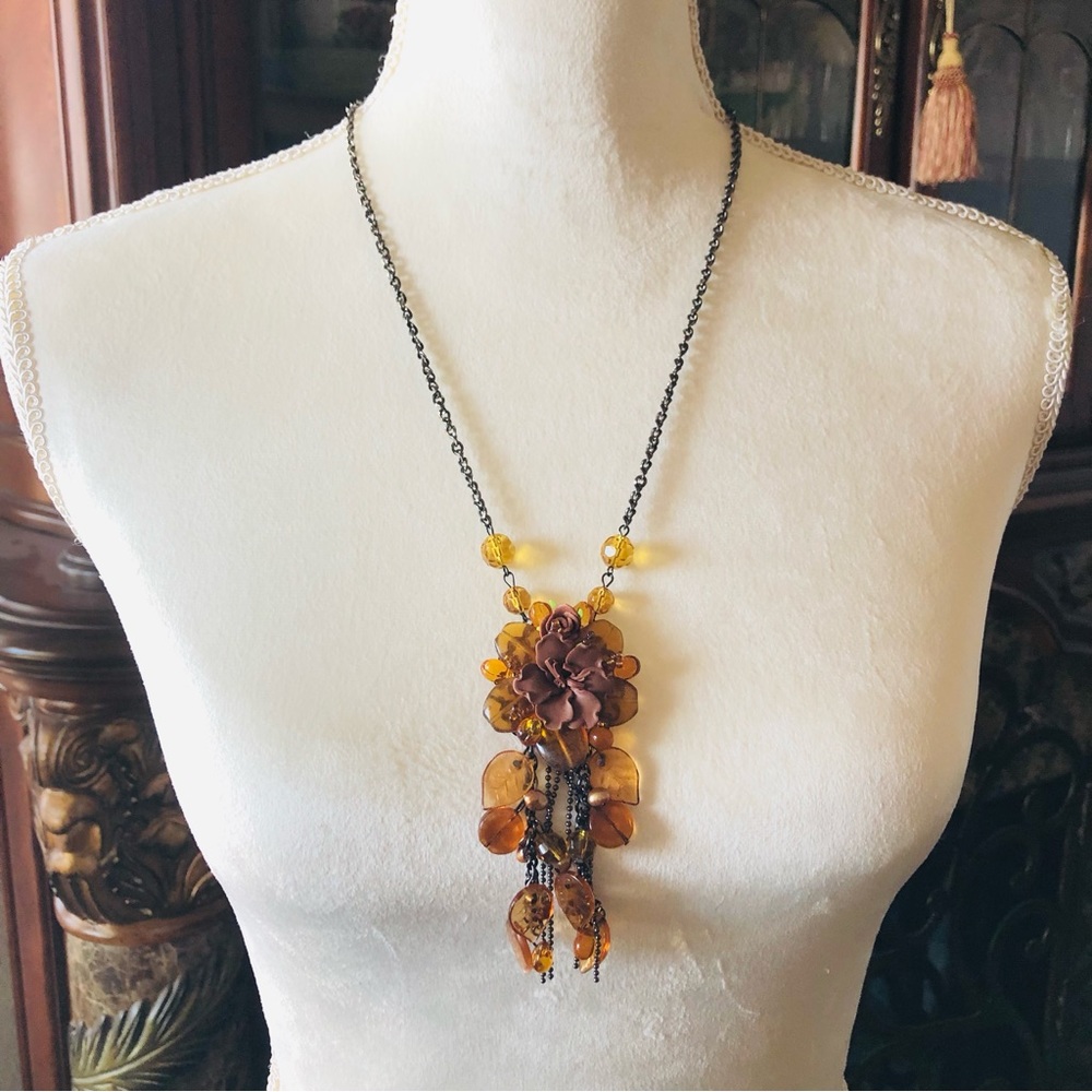 Fall leaves floral medallion gunmetal chain beaded necklace NIP